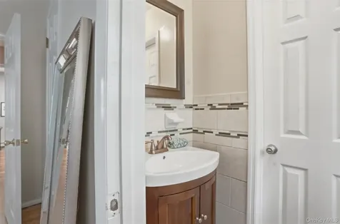 22 Kendell Drive Wappingers Falls NY 12590