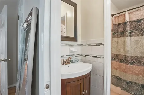 22 Kendell Drive Wappingers Falls NY 12590