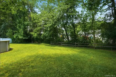 22 Kendell Drive Wappingers Falls NY 12590
