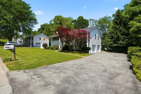 22 Kendell Drive Wappingers Falls NY 12590