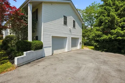 22 Kendell Drive Wappingers Falls NY 12590