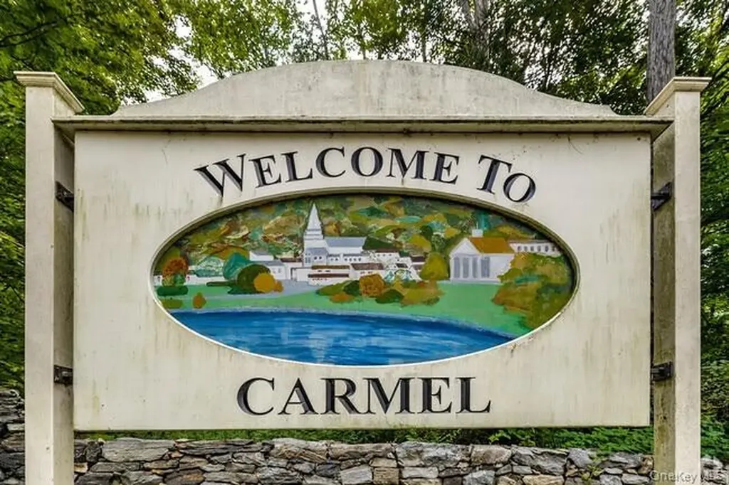 15 Schuyler Road Carmel NY 10512