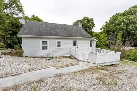 15 Schuyler Road Carmel NY 10512