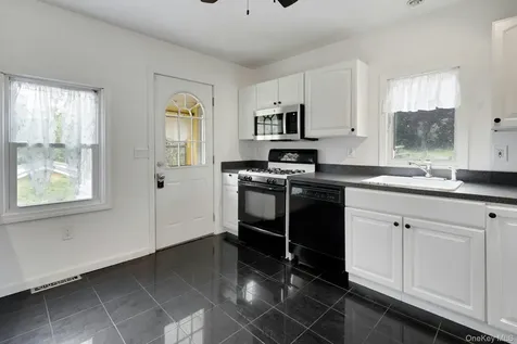 15 Schuyler Road Carmel NY 10512