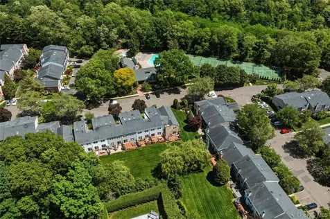 44 Hidden Ridge Drive Syosset NY 11791