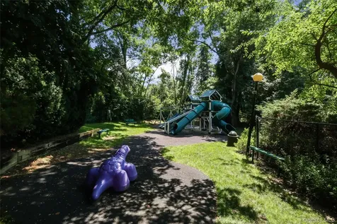 44 Hidden Ridge Drive Syosset NY 11791