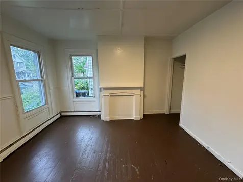 21 Jewett Avenue Poughkeepsie NY 12601