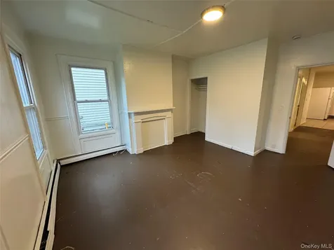 21 Jewett Avenue Poughkeepsie NY 12601