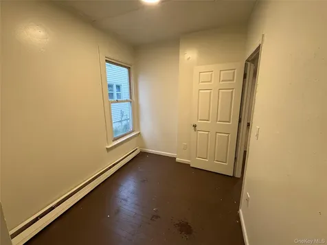 21 Jewett Avenue Poughkeepsie NY 12601