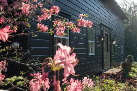 77 Upper Hook Road Rhinebeck NY 12572