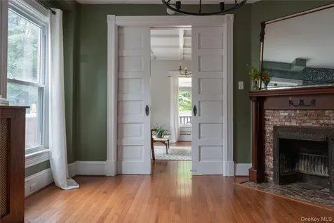 38 Warren Street Ellenville NY 12428