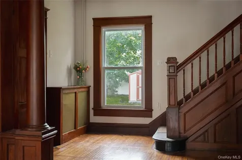 38 Warren Street Ellenville NY 12428