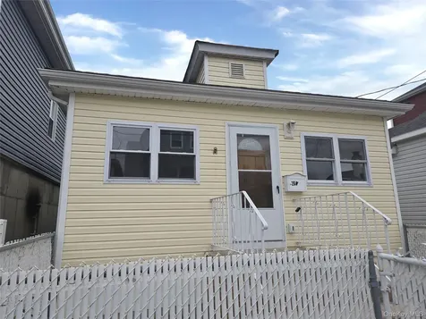 20 W 10th Road Broad Channel NY 11693