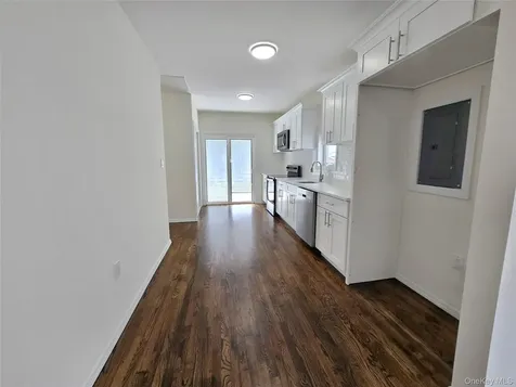 20 W 10th Road Broad Channel NY 11693