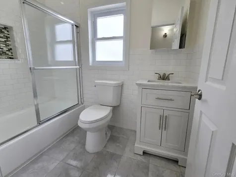 20 W 10th Road Broad Channel NY 11693