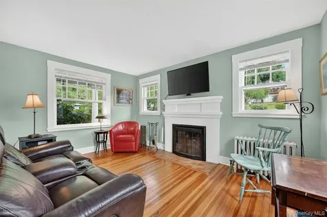 18 Mountain Road Cornwall On Hudson NY 12520