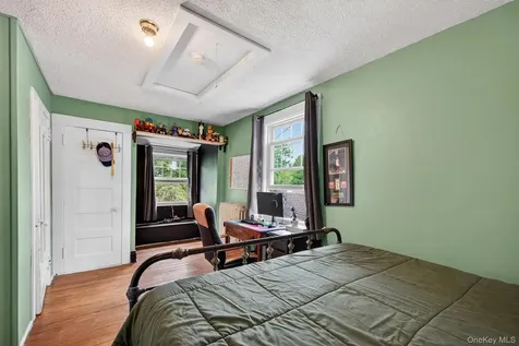 18 Mountain Road Cornwall On Hudson NY 12520