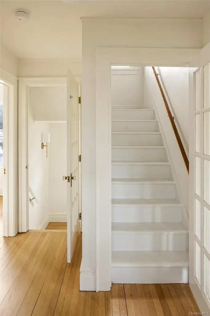 2 Jenkins Parkway Hudson NY 12534