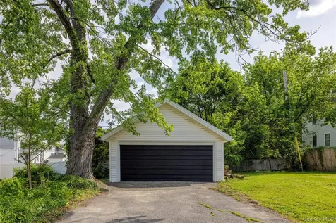 2 Jenkins Parkway Hudson NY 12534