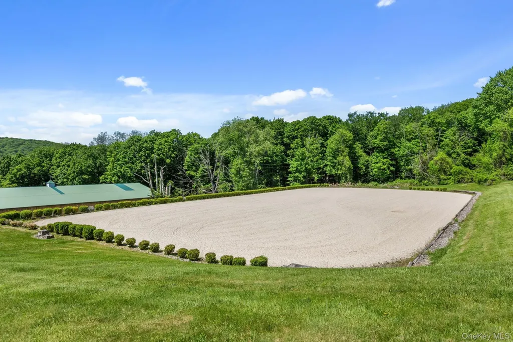 5 Mccarthy Road Holmes NY 12531