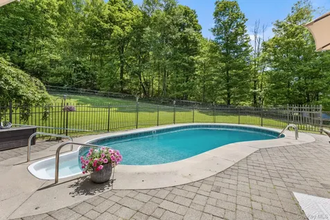 5 Mccarthy Road Holmes NY 12531