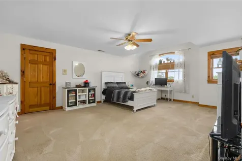 5 Mccarthy Road Holmes NY 12531