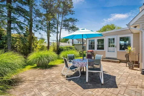 9 Amby Avenue Plainview NY 11803