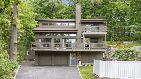 549 Westbrook Drive Cortlandt Manor NY 10567