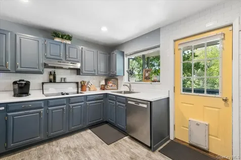 549 Westbrook Drive Cortlandt Manor NY 10567