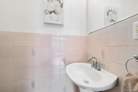549 Westbrook Drive Cortlandt Manor NY 10567