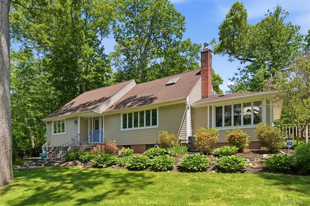 106 Vineyard Road Huntington NY 11743