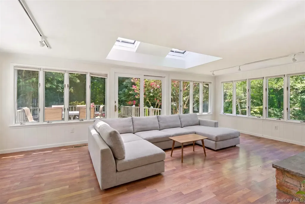 106 Vineyard Road Huntington NY 11743