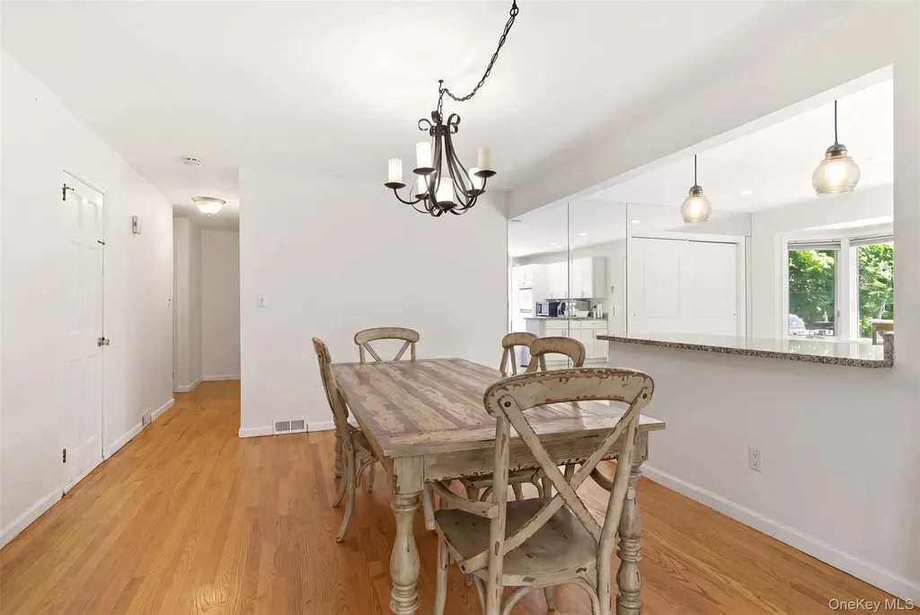 106 Vineyard Road Huntington NY 11743