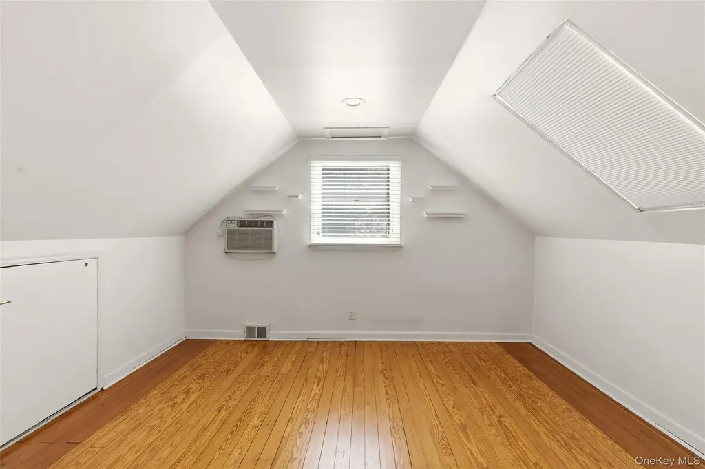 106 Vineyard Road Huntington NY 11743