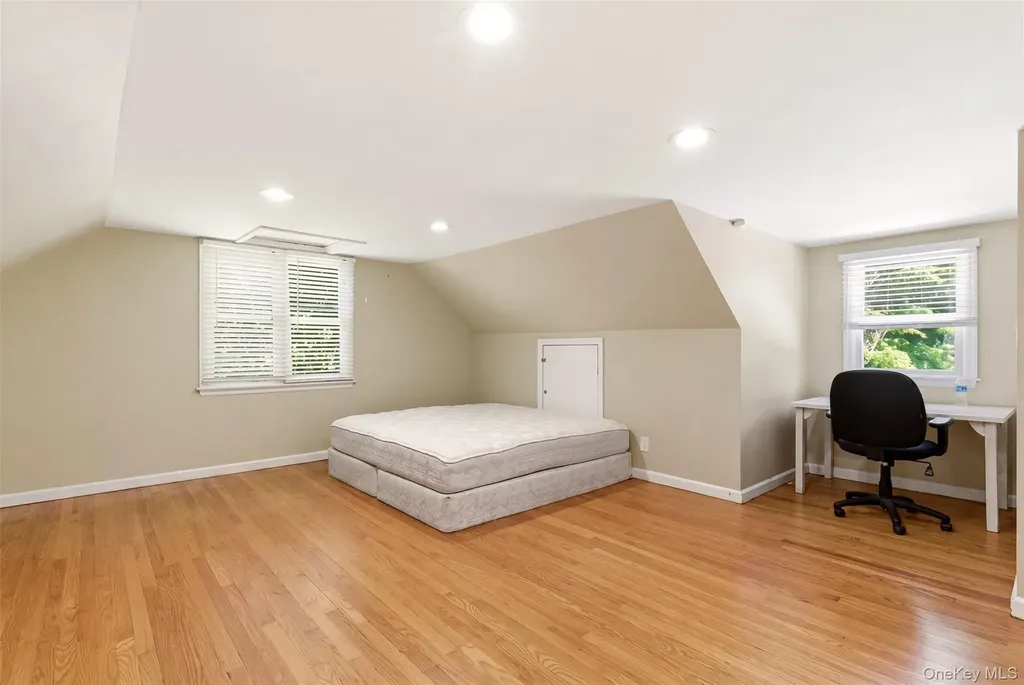 106 Vineyard Road Huntington NY 11743