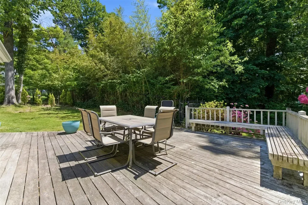 106 Vineyard Road Huntington NY 11743