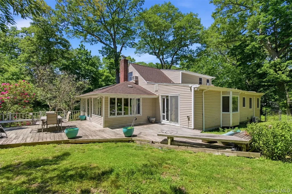 106 Vineyard Road Huntington NY 11743