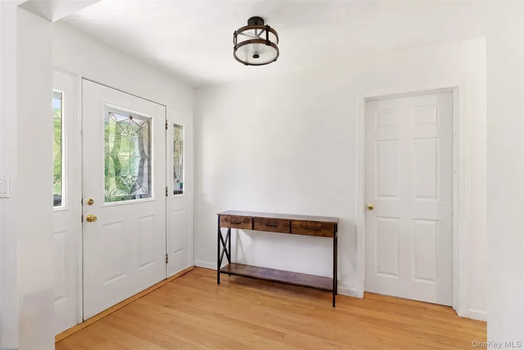 106 Vineyard Road Huntington NY 11743