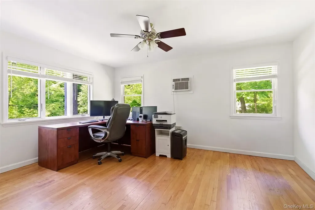106 Vineyard Road Huntington NY 11743
