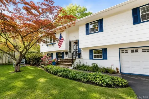 22 Di Rubbo Drive Cortlandt Manor NY 10567
