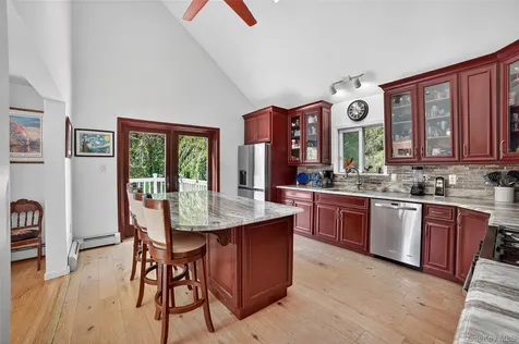 986 Cliff Avenue Yorktown Heights NY 10598