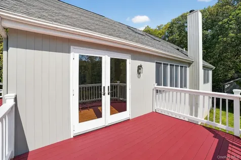 986 Cliff Avenue Yorktown Heights NY 10598