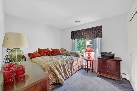 986 Cliff Avenue Yorktown Heights NY 10598