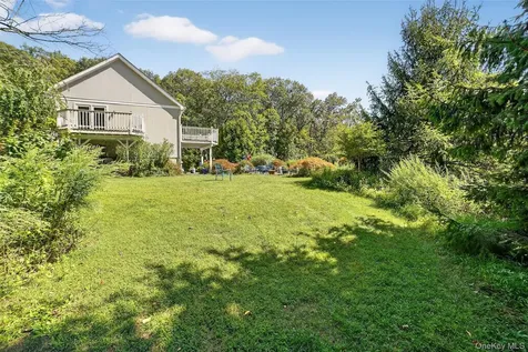 986 Cliff Avenue Yorktown Heights NY 10598