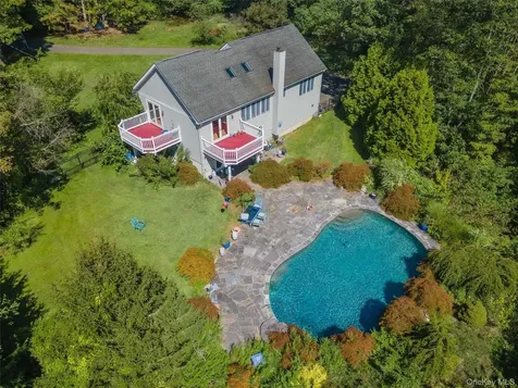 986 Cliff Avenue Yorktown Heights NY 10598