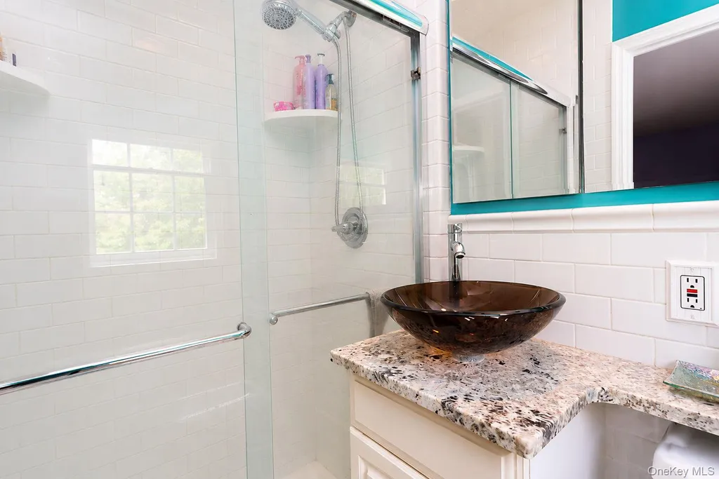 111 Ludvigh Road Bardonia NY 10954