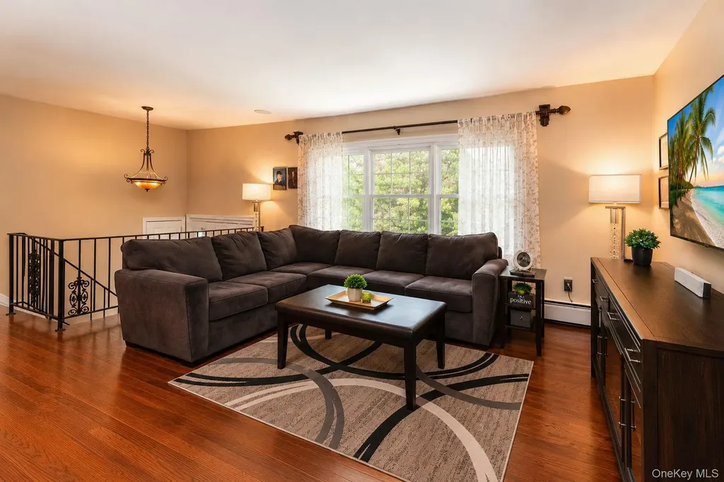111 Ludvigh Road Bardonia NY 10954