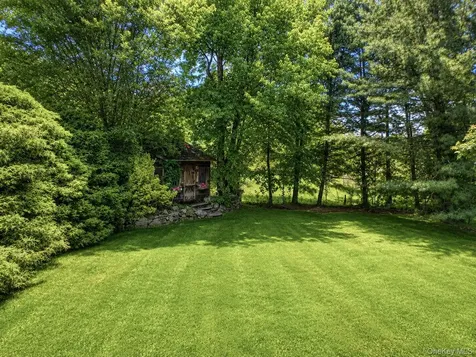 111 Ludvigh Road Bardonia NY 10954