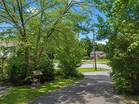 111 Ludvigh Road Bardonia NY 10954
