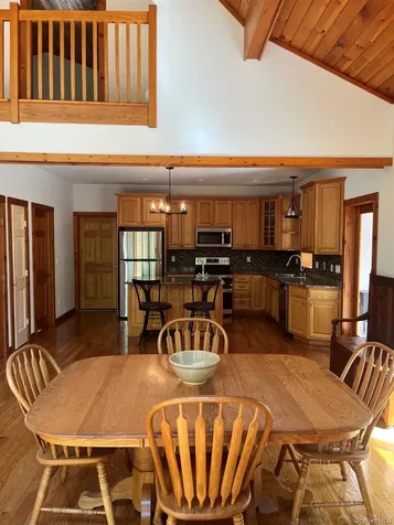 82 Indian Lake Road Putnam Valley NY 10579